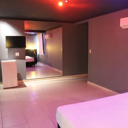 Gran Motel Taguatinga Extérieur photo