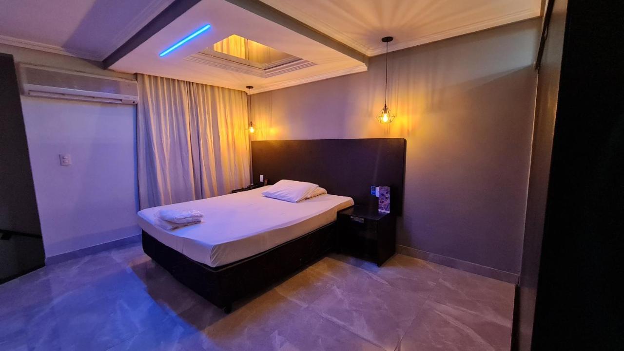 Gran Motel Taguatinga Extérieur photo