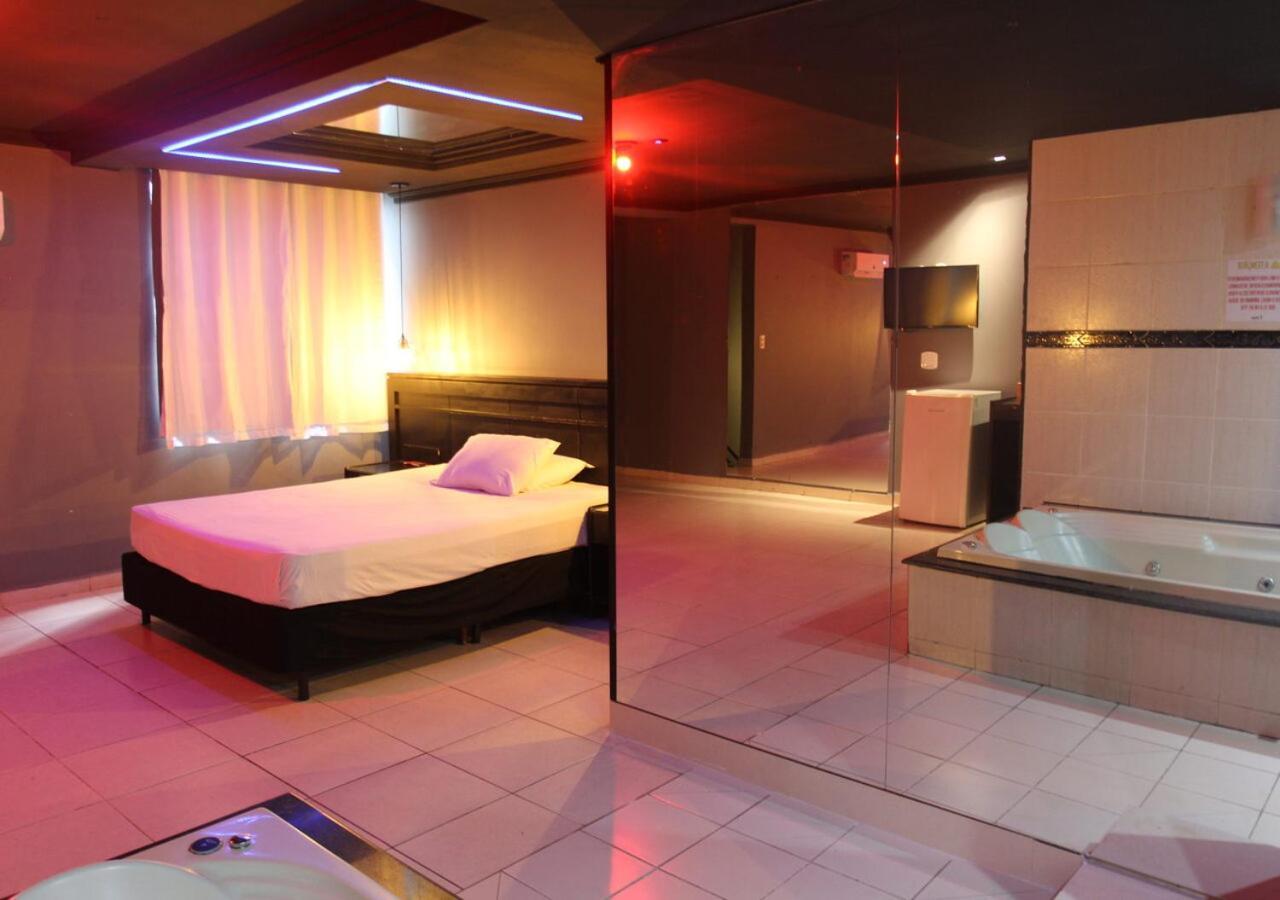 Gran Motel Taguatinga Extérieur photo